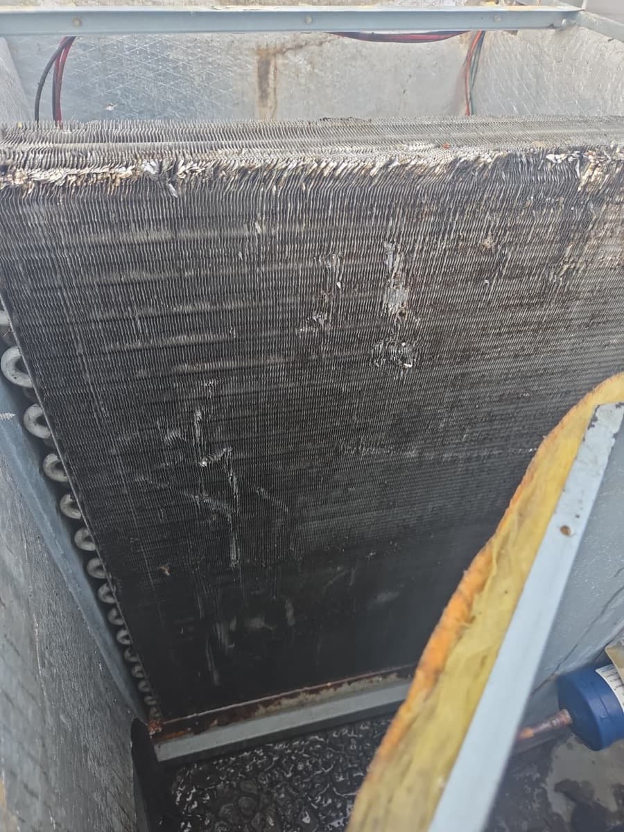 Trabajo de aire acondicionado de Zapata Energy Solutions 2